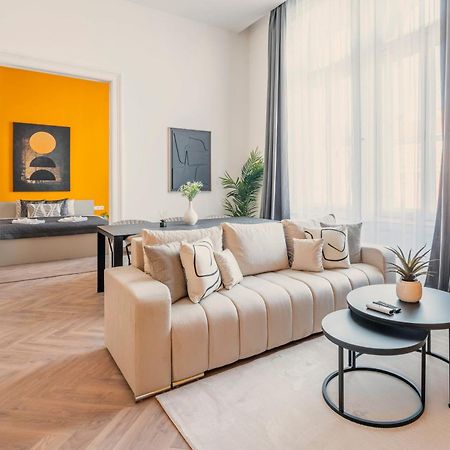 Exclusive Central 3Bedrm Stylish Residence By Prestige Homes Budapeszt Zewnętrze zdjęcie